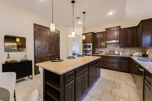 13017 Hymeadow Cir, Austin, TX 78729 - Photo 8