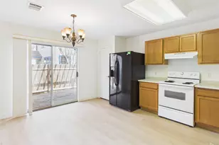 6824 Walkup Ln, Austin, TX 78747 - Photo 4