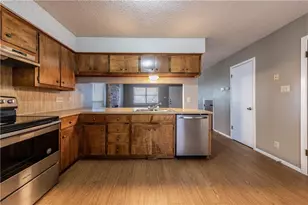 8106 Dunn St St, Austin, TX 78745 - Photo 10