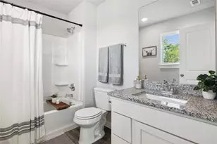 202 Evans St, Hutto, TX 78634 - Photo 6