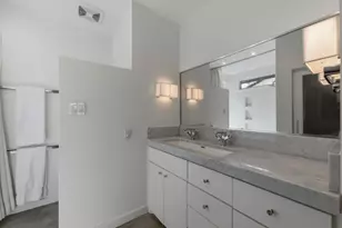 1712 W 10th Street W, Austin, TX 78703 - Photo 14