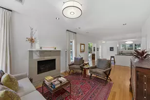 1712 W 10th St, Austin, TX 78703 - Photo 4