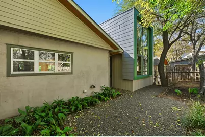 1712 W 10th Street, Austin, TX 78703 - Photo 32
