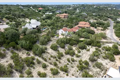 13607 Hunters Pass, Austin, TX 78734 - Photo 2
