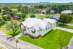 501 Ranchview Dr, Johnson City, TX 78636 - Photo 28