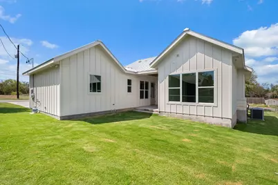 501 Ranchview Drive, Johnson City, TX 78636 - Photo 6