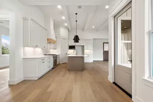 501 Ranchview Dr, Johnson City, TX 78636 - Photo 6