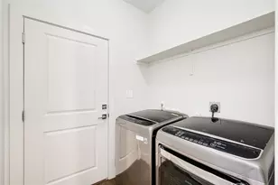 1412 Perez St, Austin, TX 78721 - Photo 16