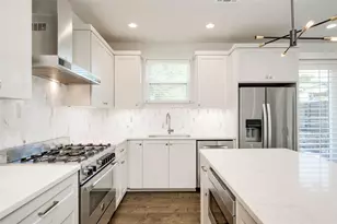 1412 Perez St, Austin, TX 78721 - Photo 2