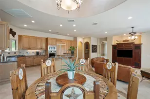 7800 Aspen Highlands Dr, Austin, TX 78746 - Photo 12