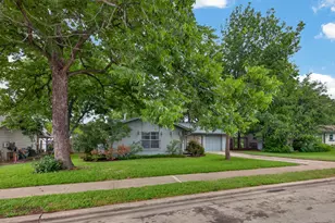 1103 Chesapeake Dr, Austin, TX 78758 - Photo 32