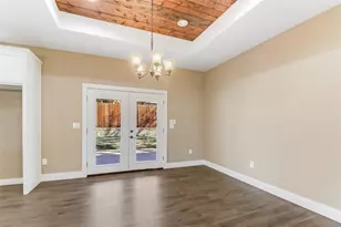 427 E Castleshoals Dr, Granite Shoals, TX 78654 - Photo 10