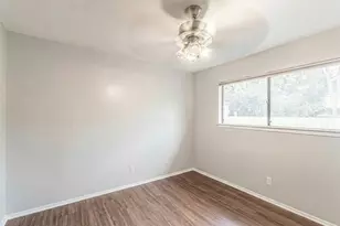 8206 Exmoor Dr, Austin, TX 78757 - Photo 14