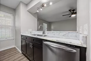 1240 Barton Hills Dr, Austin, TX 78704 - Photo 10