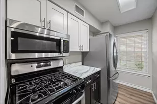 1240 Barton Hills Dr, Austin, TX 78704 - Photo 8