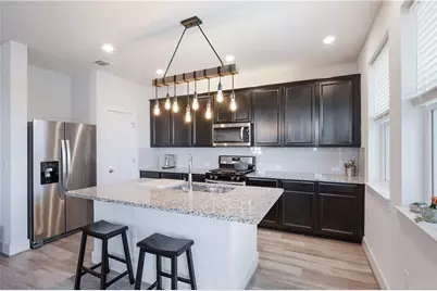 7500 Burnham Place, Austin, TX 78744 - Photo 8