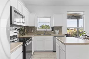 13524 Lyndon B Johnson St, Manor, TX 78653 - Photo 14
