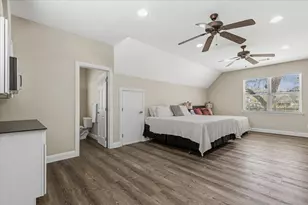 25207 Lakeview Dr, Spicewood, TX 78669 - Photo 22