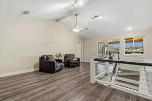 25207 Lakeview Dr, Spicewood, TX 78669 - Photo 20