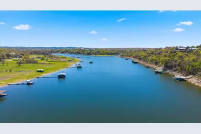 25207 Lake View Drive, Spicewood, TX 78669 - Photo 34