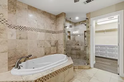 25207 Lake View Drive, Spicewood, TX 78669 - Photo 6