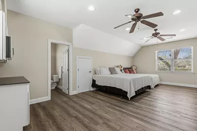 25207 Lake View Drive, Spicewood, TX 78669 - Photo 22