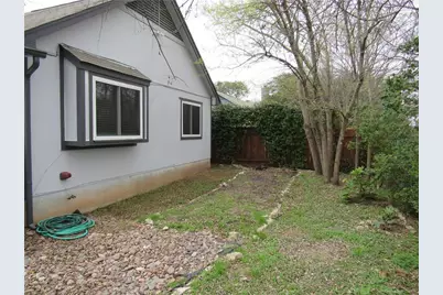 12811 Magnolia Mound Trail, Austin, TX 78727 - Photo 18