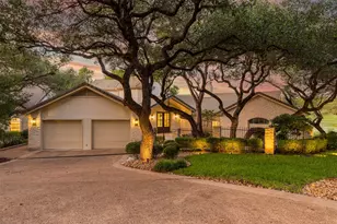 48 Tiburon Dr, The Hills, TX 78738 - Photo 2