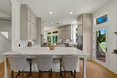 48 Tiburon Drive, The Hills, TX 78738 - Photo 10
