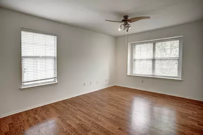 10712 Finsbury Drive, Austin, TX 78748 - Photo 16