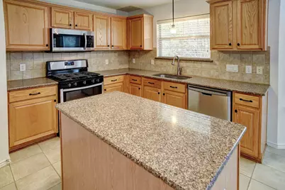 10712 Finsbury Drive, Austin, TX 78748 - Photo 14