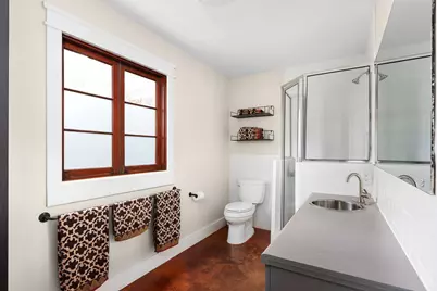311 E 35th Street, Austin, TX 78705 - Photo 20