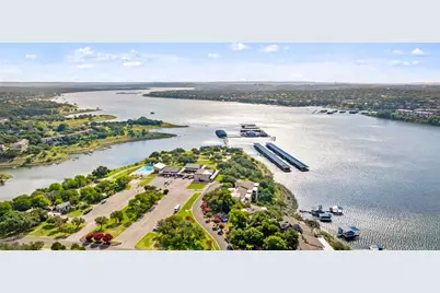 18401 Lakepoint Circle, Point Venture, TX 78645 - Photo 28
