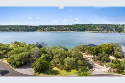 18401 Lakepoint Circle, Point Venture, TX 78645 - Photo 2