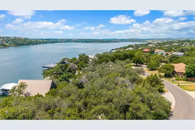 18401 Lakepoint Circle, Point Venture, TX 78645 - Photo 12