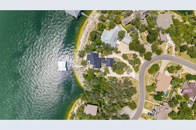 18401 Lakepoint Circle, Point Venture, TX 78645 - Photo 8