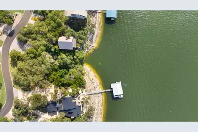 18401 Lakepoint Circle, Point Venture, TX 78645 - Photo 6