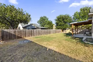 101 Bluejay Cove, Hutto, TX 78634 - Photo 30