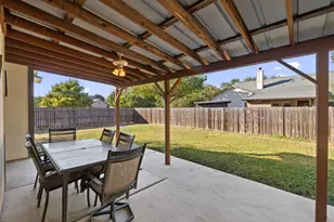 101 Bluejay Cove, Hutto, TX 78634 - Photo 28