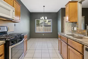 101 Bluejay Cove, Hutto, TX 78634 - Photo 16