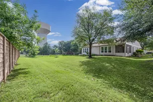 317 Essex Ln, Georgetown, TX 78633 - Photo 26