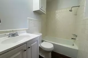 605 E Kerr Street E, Burnet, TX 78611 - Photo 12