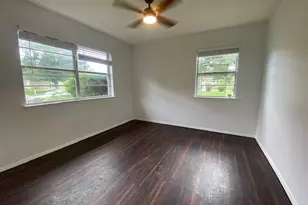 605 E Kerr Street E, Burnet, TX 78611 - Photo 14