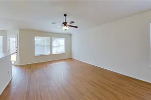 1105 Burgess Dr, Leander, TX 78641 - Photo 6