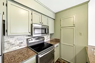 8888 Tallwood Dr, Austin, TX 78759 - Photo 12