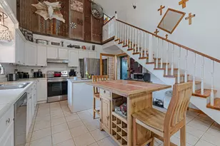 609 W Leon St, Llano, TX 78643 - Photo 8