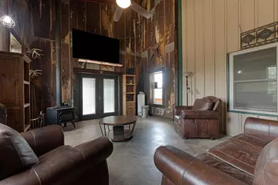 609 W Leon Street, Llano, TX 78643 - Photo 12