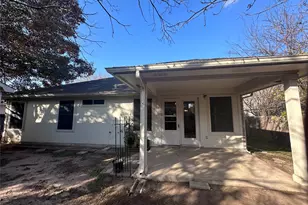 605 Blair Ave, Bastrop, TX 78602 - Photo 18