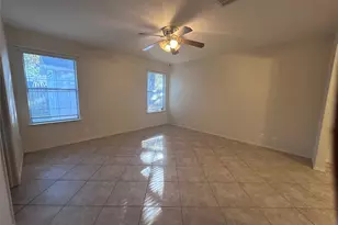 605 Blair Ave, Bastrop, TX 78602 - Photo 8