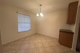 605 Blair Ave, Bastrop, TX 78602 - Photo 4